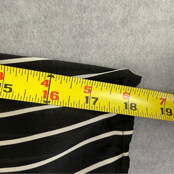 Chico's 1 (US M/8) Semi-Sheer Top Black White Stripe Pullover Dolman Sleeves - Picture 9 of 9